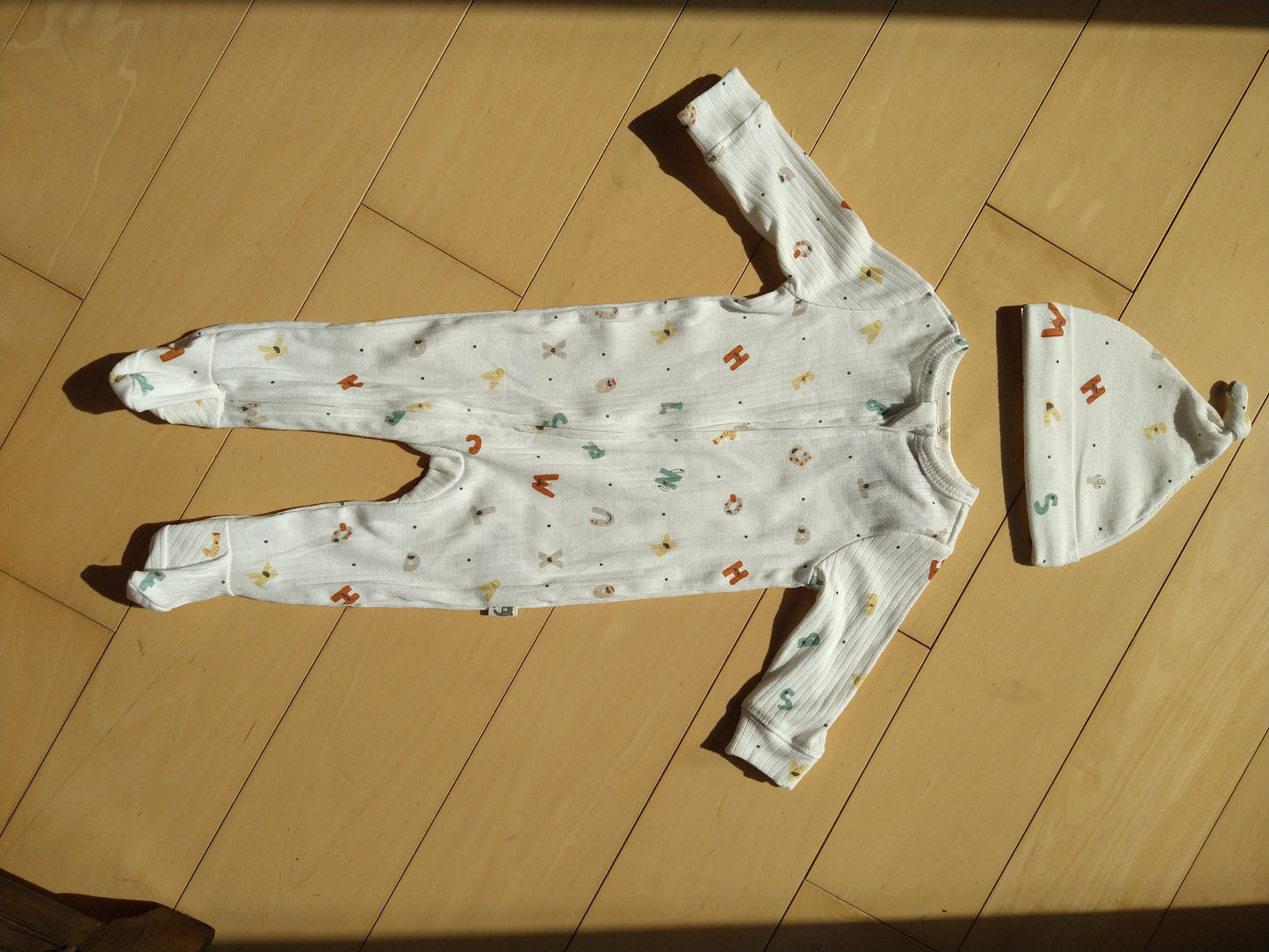 RABBIT & BEAR Two Piece Onesie & Hat Set
