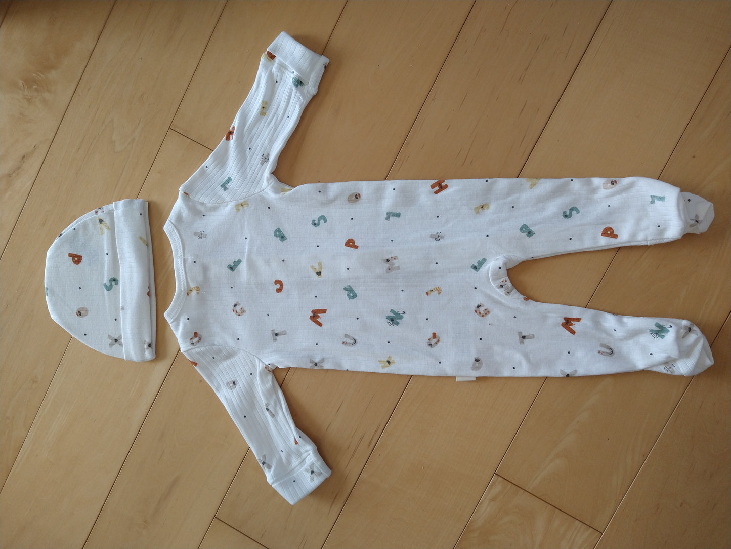 RABBIT & BEAR  Two Piece Onesie & Hat Set