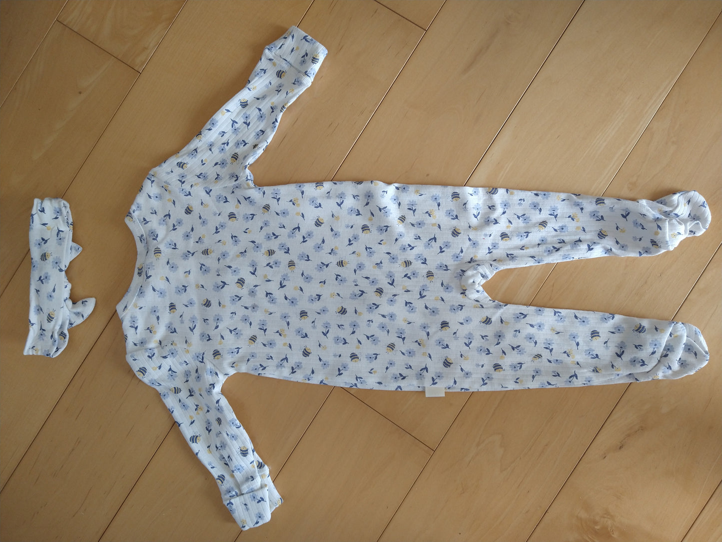 RABBIT & BEAR  Two Piece Onesie & Headband Set