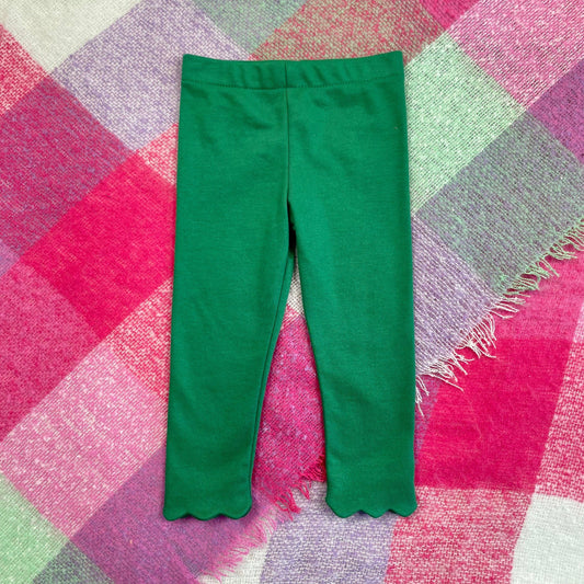 Jennie Scallop Leggings in Pine Green